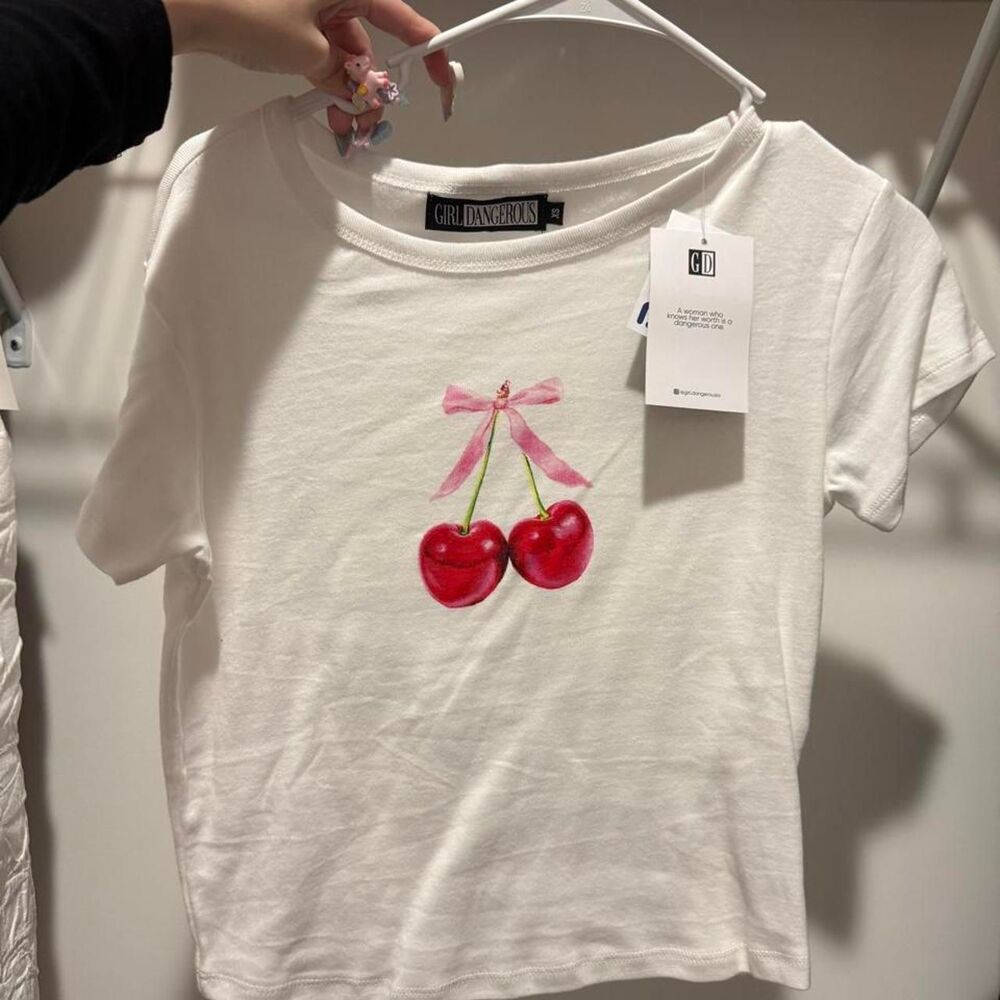 Girl-dangerous Women's White Crop-top